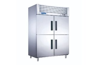 Reach in chillers and freezers